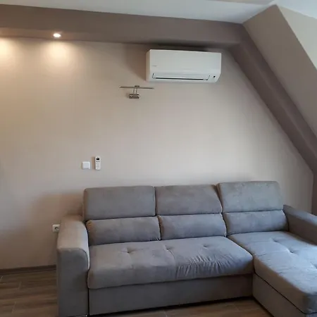 Luxury Adelle Apartmán *